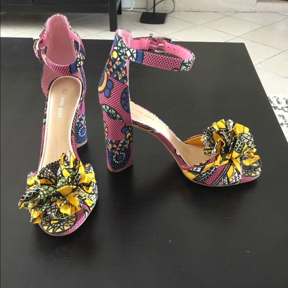 High heel multi color sandals